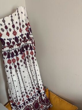 Fashion Nova White/red/ burgundy/ blue  Lined maxi dress